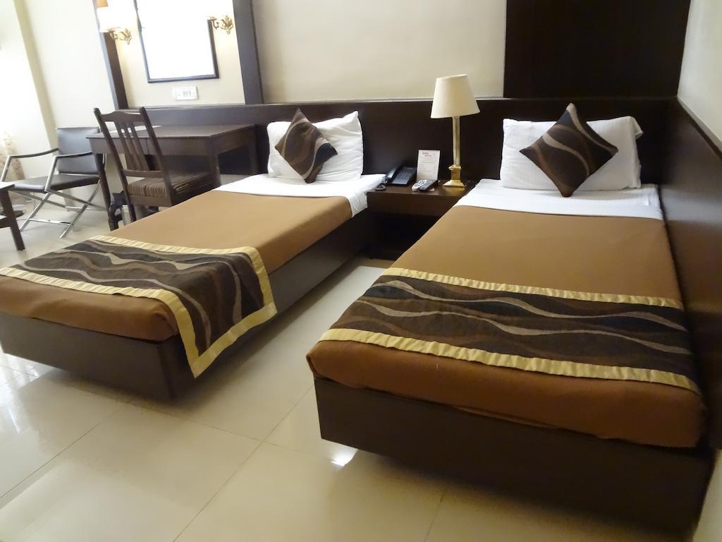Hotel Avion